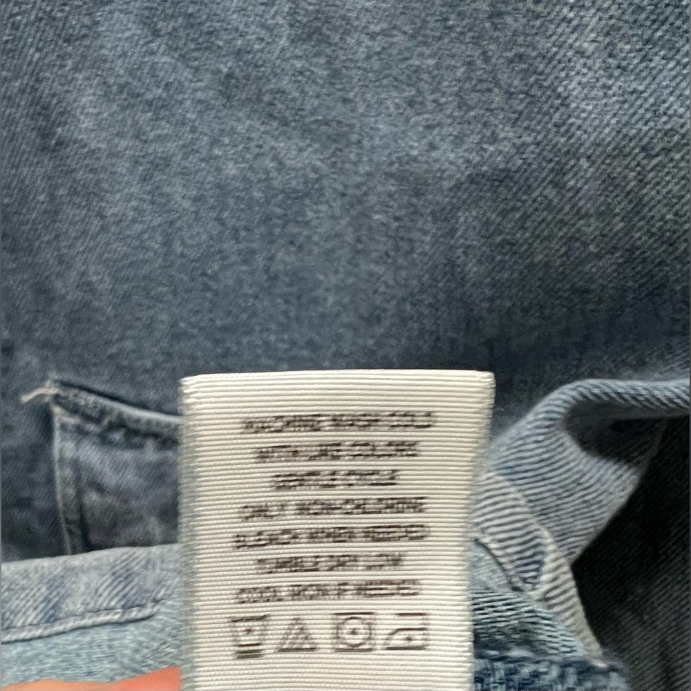 Ultra Flirt - Large - New With Tags - Light Blue Denim Barn Jacket  Cream Label - Picture 8 of 9